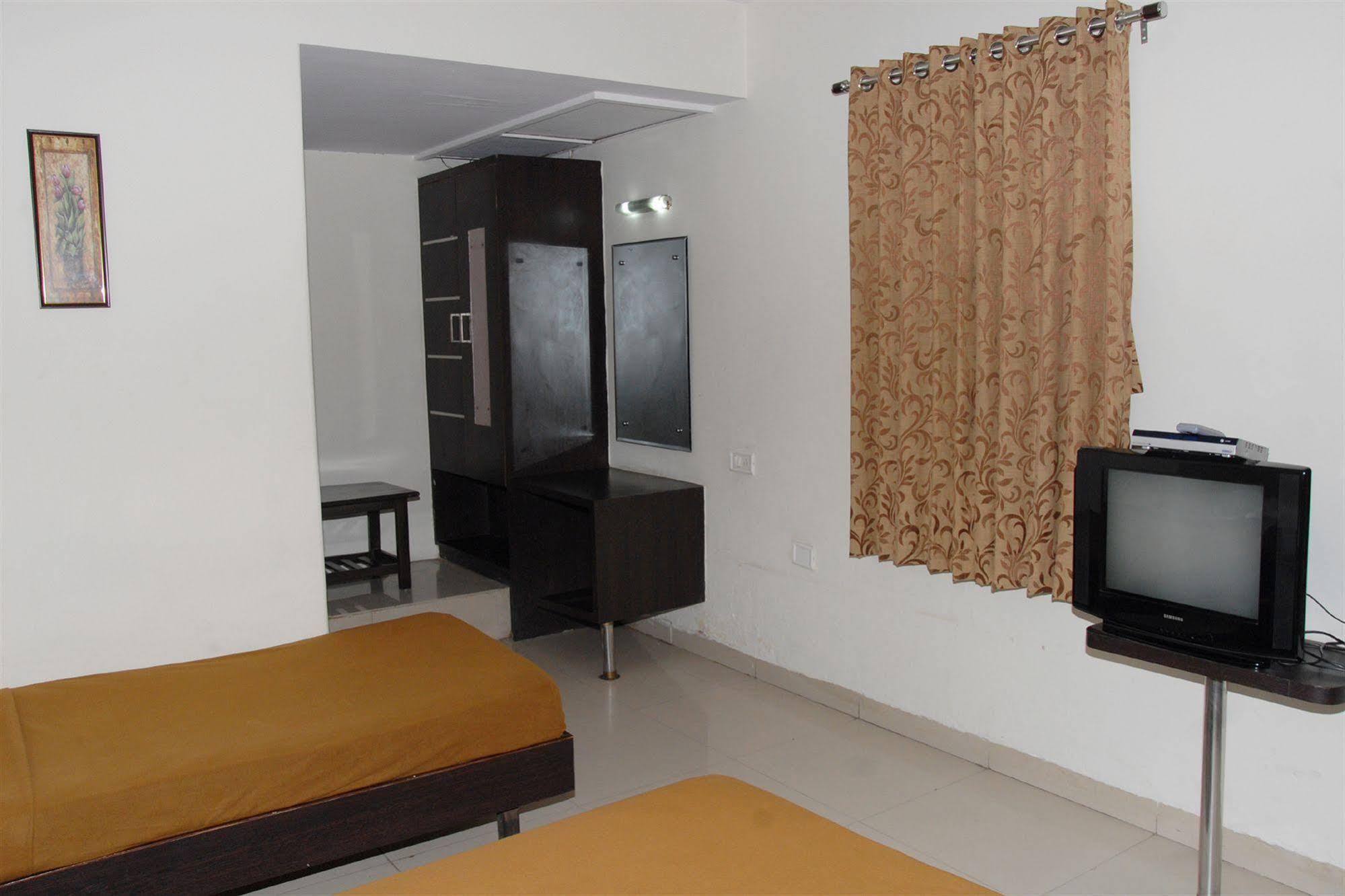 Hotel Enzo International Bangalore Dış mekan fotoğraf