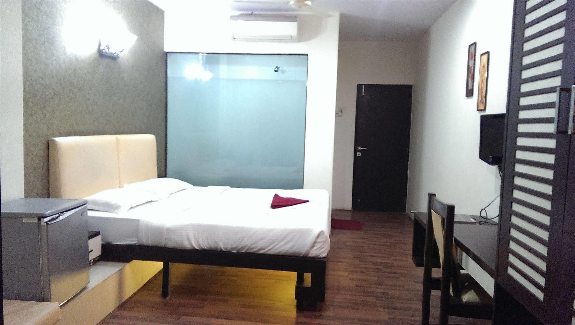 Hotel Enzo International Bangalore Dış mekan fotoğraf