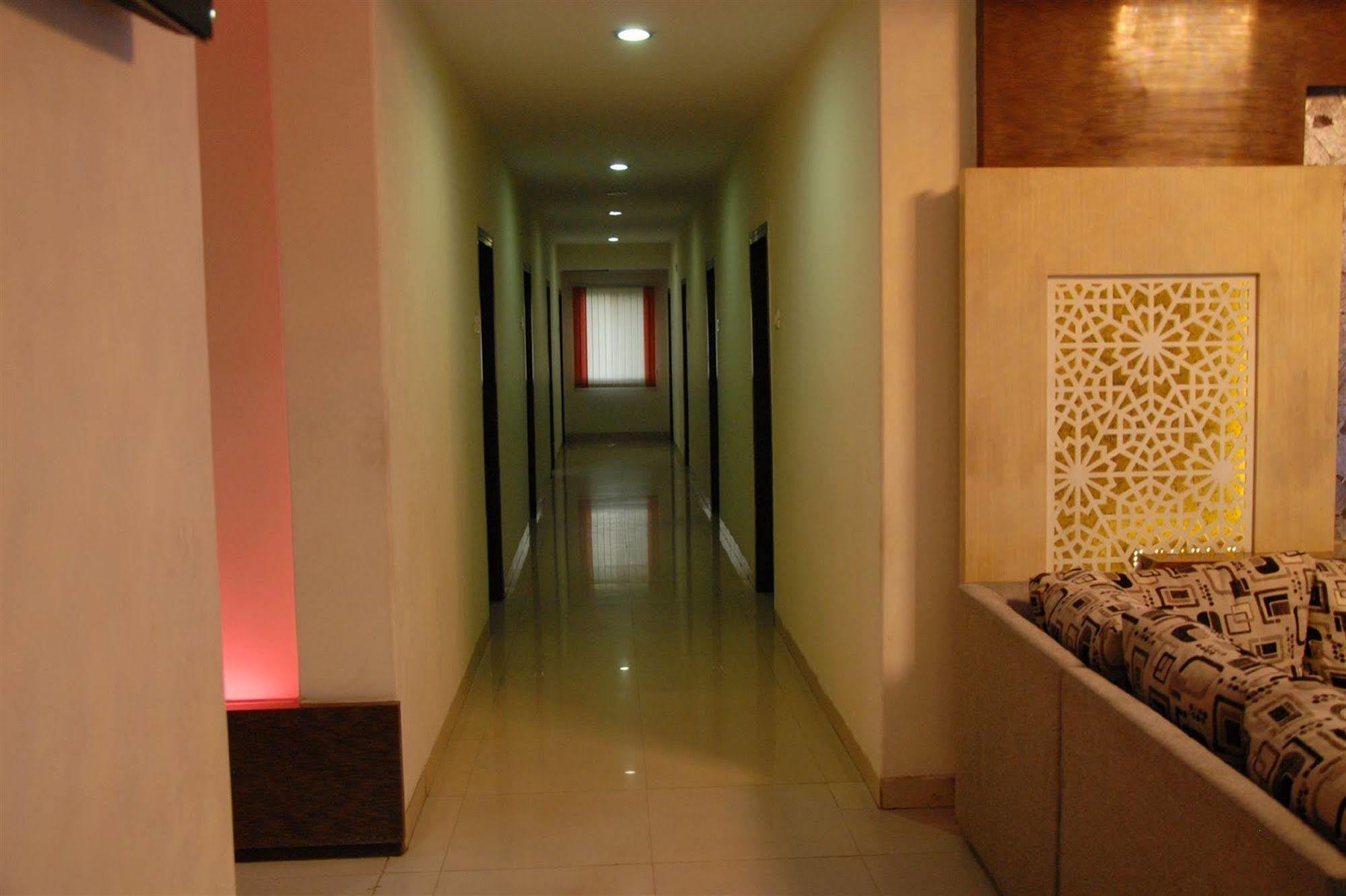 Hotel Enzo International Bangalore Dış mekan fotoğraf